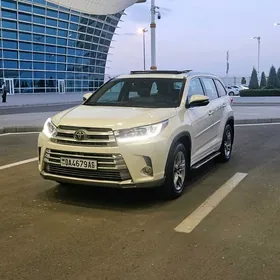 Toyota Highlander 2016