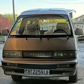 Toyota Town Ace 1990