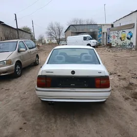 Opel Vectra 1992