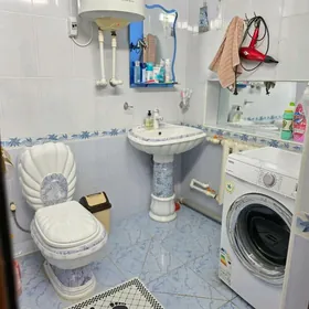 Октябрьский  2 этаж 4 комн