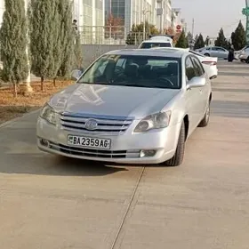 Toyota Avalon 2005