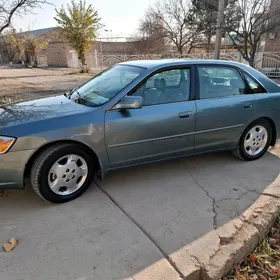 Toyota Avalon 2001