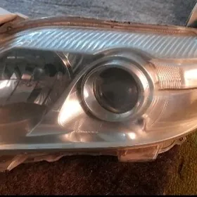Фар передний
