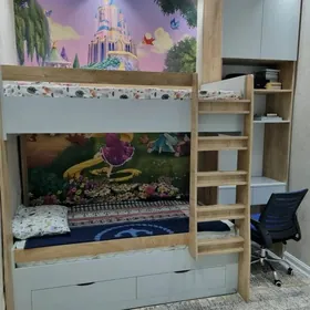 Krowat Detskiy / Mebel