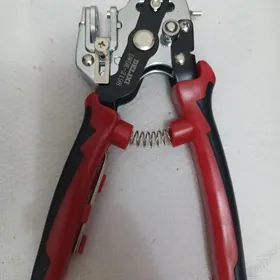 tikinçileriň guraly