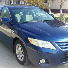 Toyota Camry 2011