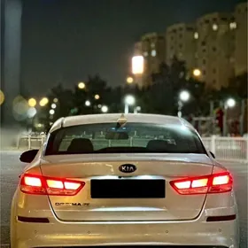 Kia Optima 2019