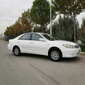 Toyota Camry 2004