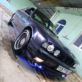 BMW 525 1990