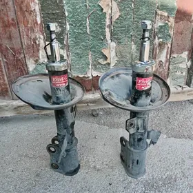 Duty kemry KYB Amortizator