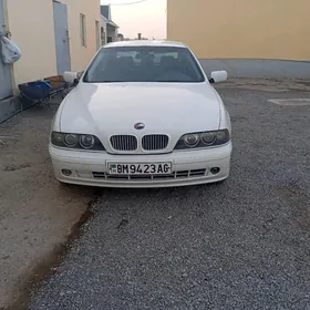 BMW E39 2001