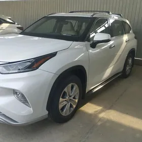 Toyota Highlander 2022