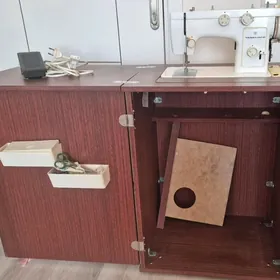 швейная машинка ЧАЙКА 142М