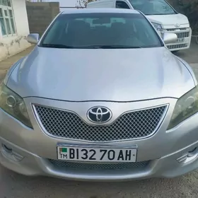 Toyota Camry 2010