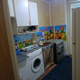 Улица лахути  4ком 2эт 74м2