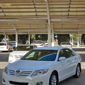 Toyota Camry 2011