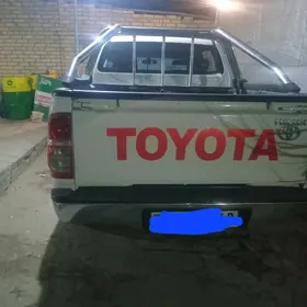 Toyota Hilux 2010