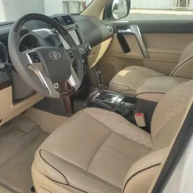 Toyota Land Cruiser Prado 2016