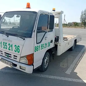 Isuzu Forward 2009