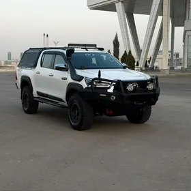 Toyota Hilux 2021