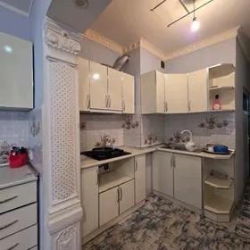 Gowdan A  3etazy 2komnat 65m²