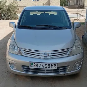 Nissan Versa 2010