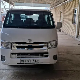Toyota Hiace 2008