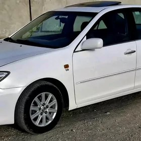 Toyota Camry 2004