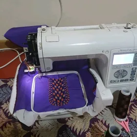 Janome 200E