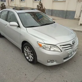 Toyota Camry 2011
