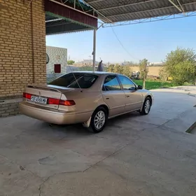 Toyota Camry 2000