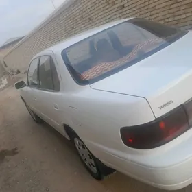Toyota Camry 1993