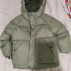 ПРОДАЮ ДЕТСКУЮ КУРТКУ