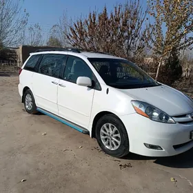 Toyota Sienna 2009