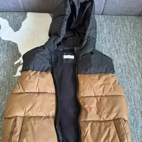 Безрукавка на мальчика