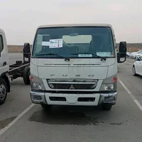 Mitsubishi Canter 2025