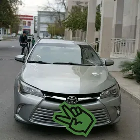 Toyota Camry 2017