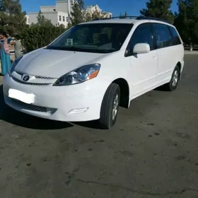 Toyota Sienna 2008