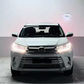 Toyota Highlander 2019