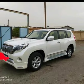 Toyota Land Cruiser Prado 2012