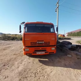 Kamaz 6520 2011