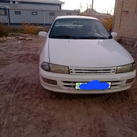 Toyota Carina 1992