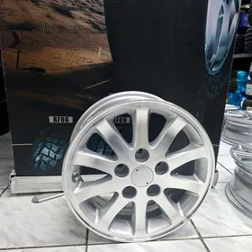 DISKA BROŚKA CAMRY 15LIK 1KP