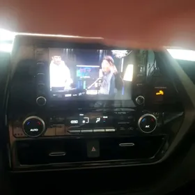 Toyota Highlander 2020