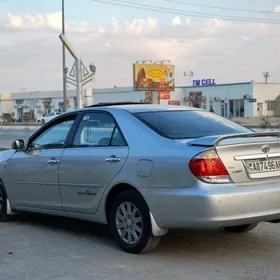 Toyota Camry 2005