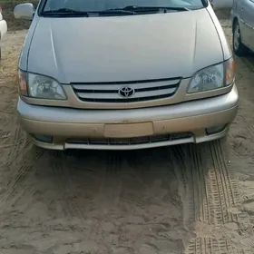 Toyota Sienna 2001