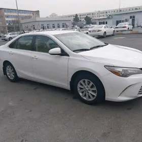 Toyota Camry 2016