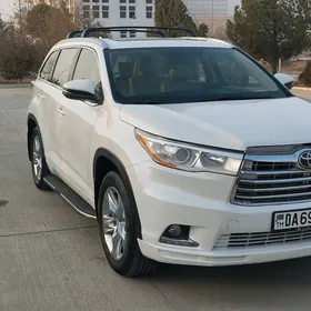 Toyota Highlander 2015