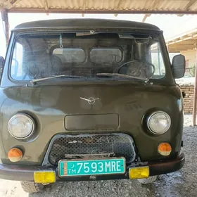 UAZ Profi 1984