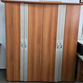Продается шкаф